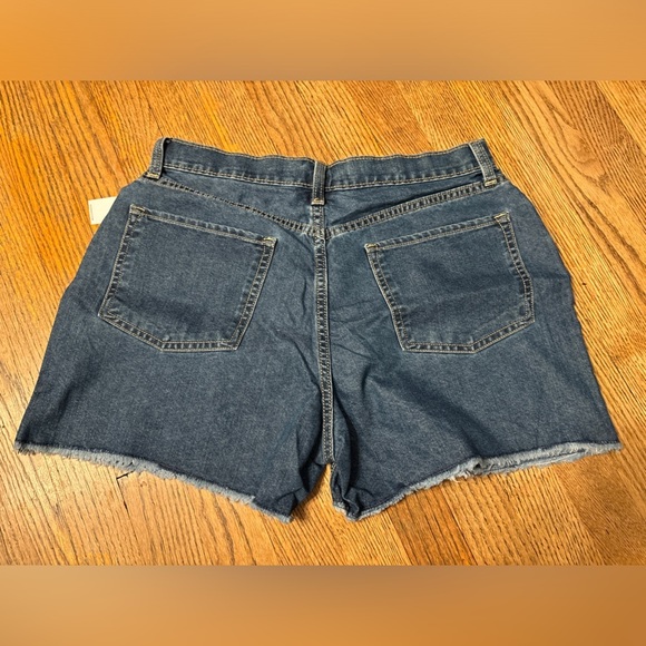 NWT Old Navy Button Fly Shorts - Picture 3 of 5